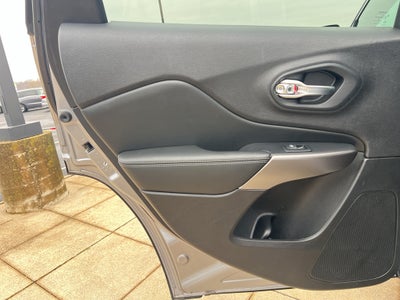 2021 Jeep Cherokee Latitude Lux 4X4