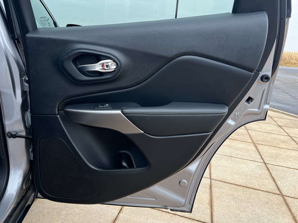 2021 Jeep Cherokee Latitude Lux 4X4