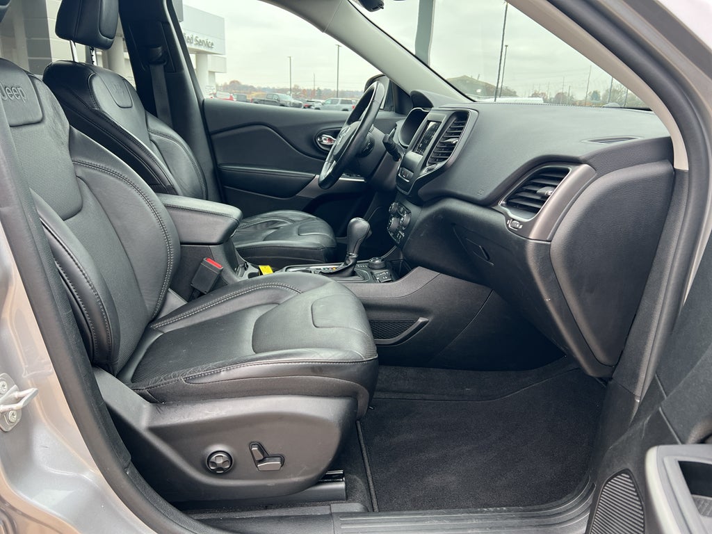 2021 Jeep Cherokee Latitude Lux 4X4