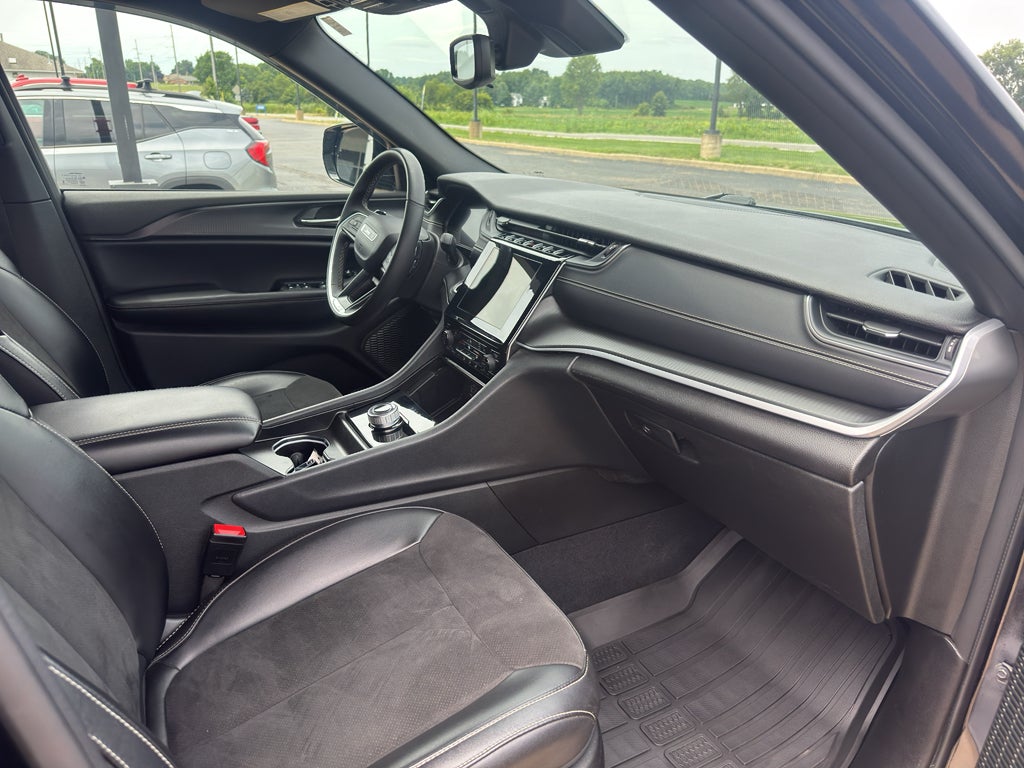 2024 Jeep Grand Cherokee L Altitude 4x4