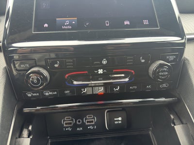 2024 Jeep Grand Cherokee L Altitude 4x4