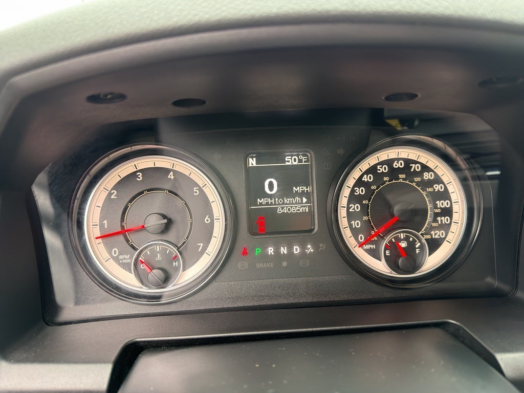 2018 RAM 1500 Express Crew Cab 4x4 5'7" Box