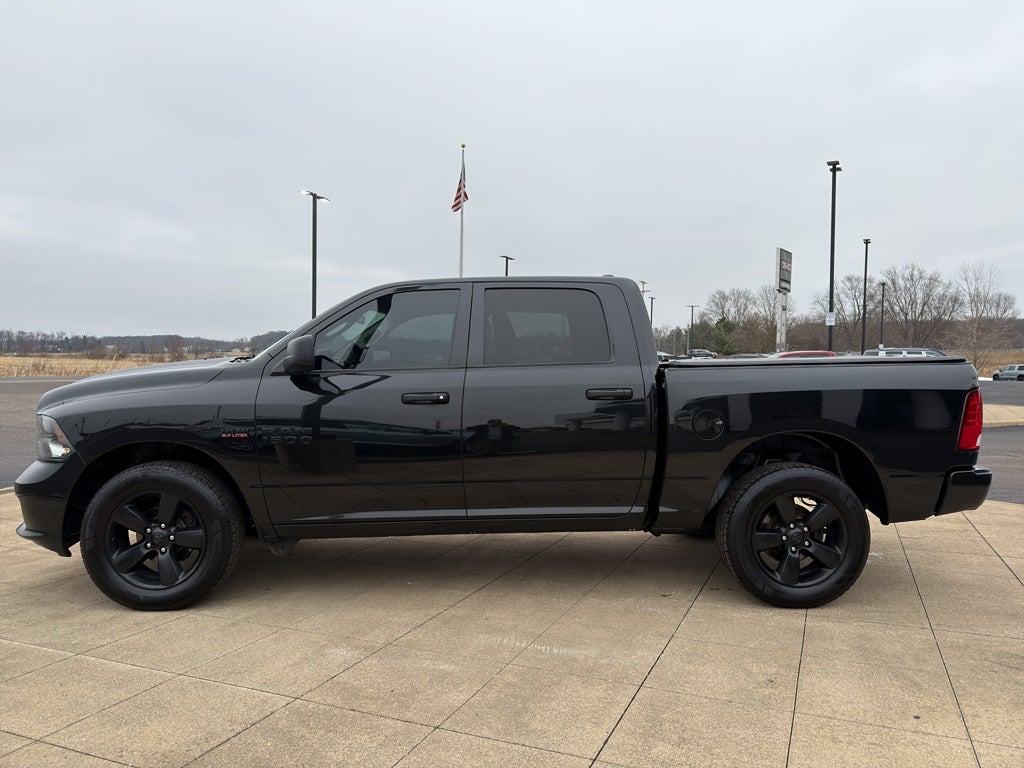 2018 RAM 1500 Express Crew Cab 4x4 5'7" Box