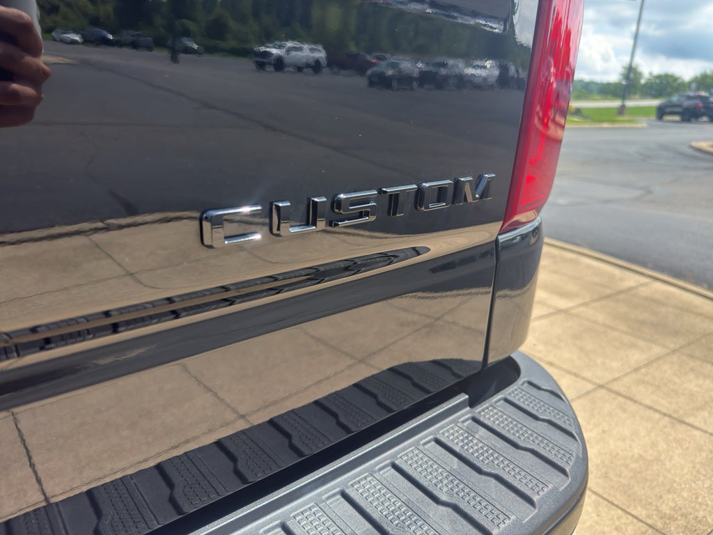 2021 Chevrolet Silverado 1500 Custom Trail Boss