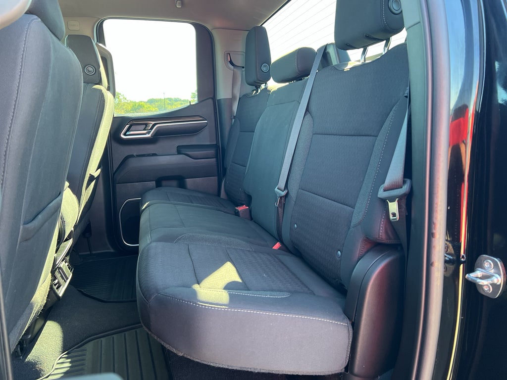 2022 Chevrolet Silverado 1500 LT (2FL)