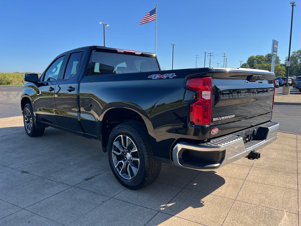 2022 Chevrolet Silverado 1500 LT (2FL)
