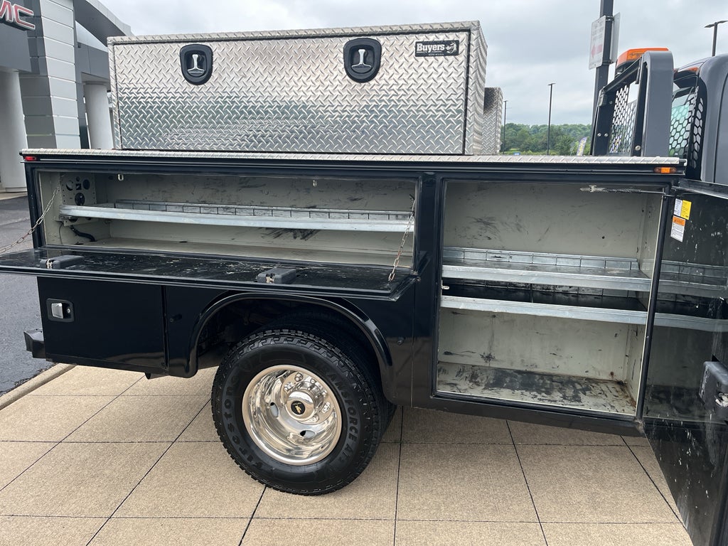 2017 GMC Sierra 3500 HD Chassis Cab Base