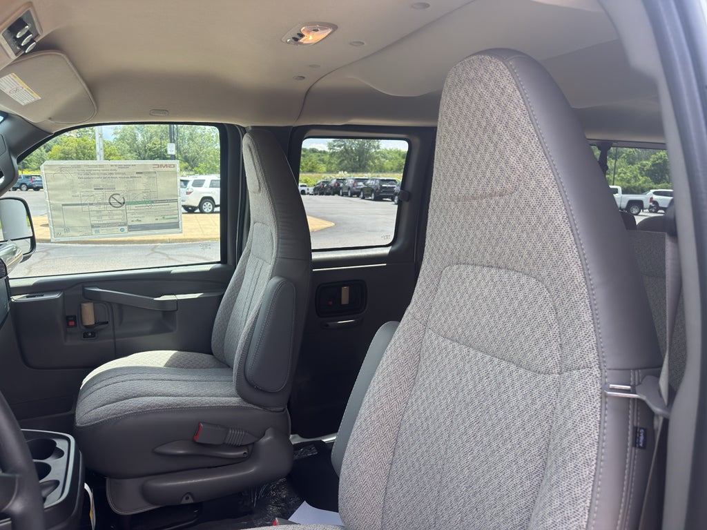 2026 GMC Savana Passenger LT