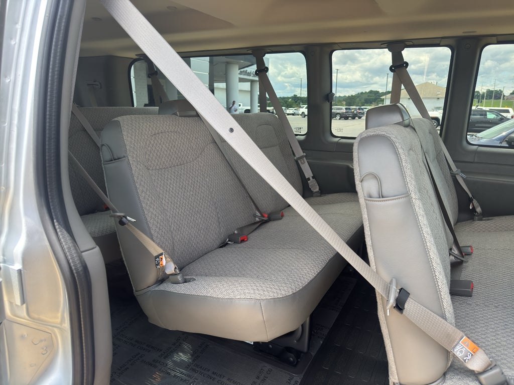2026 GMC Savana Passenger LT