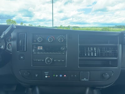 2026 GMC Savana Passenger LT