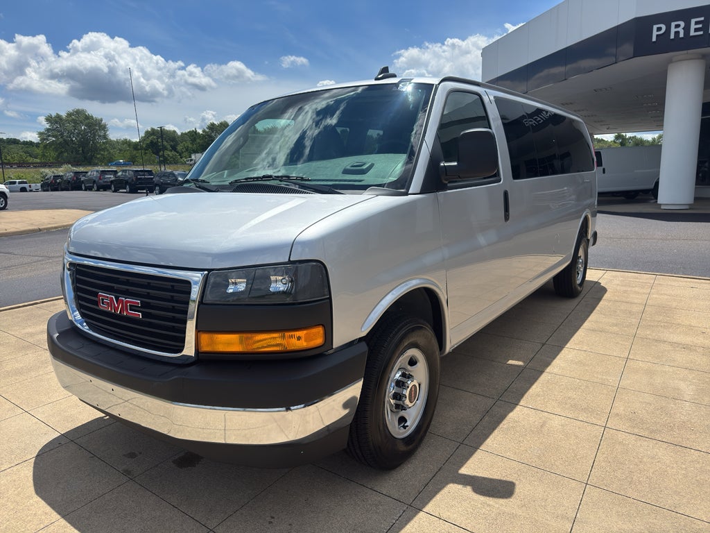 2026 GMC Savana Passenger LT