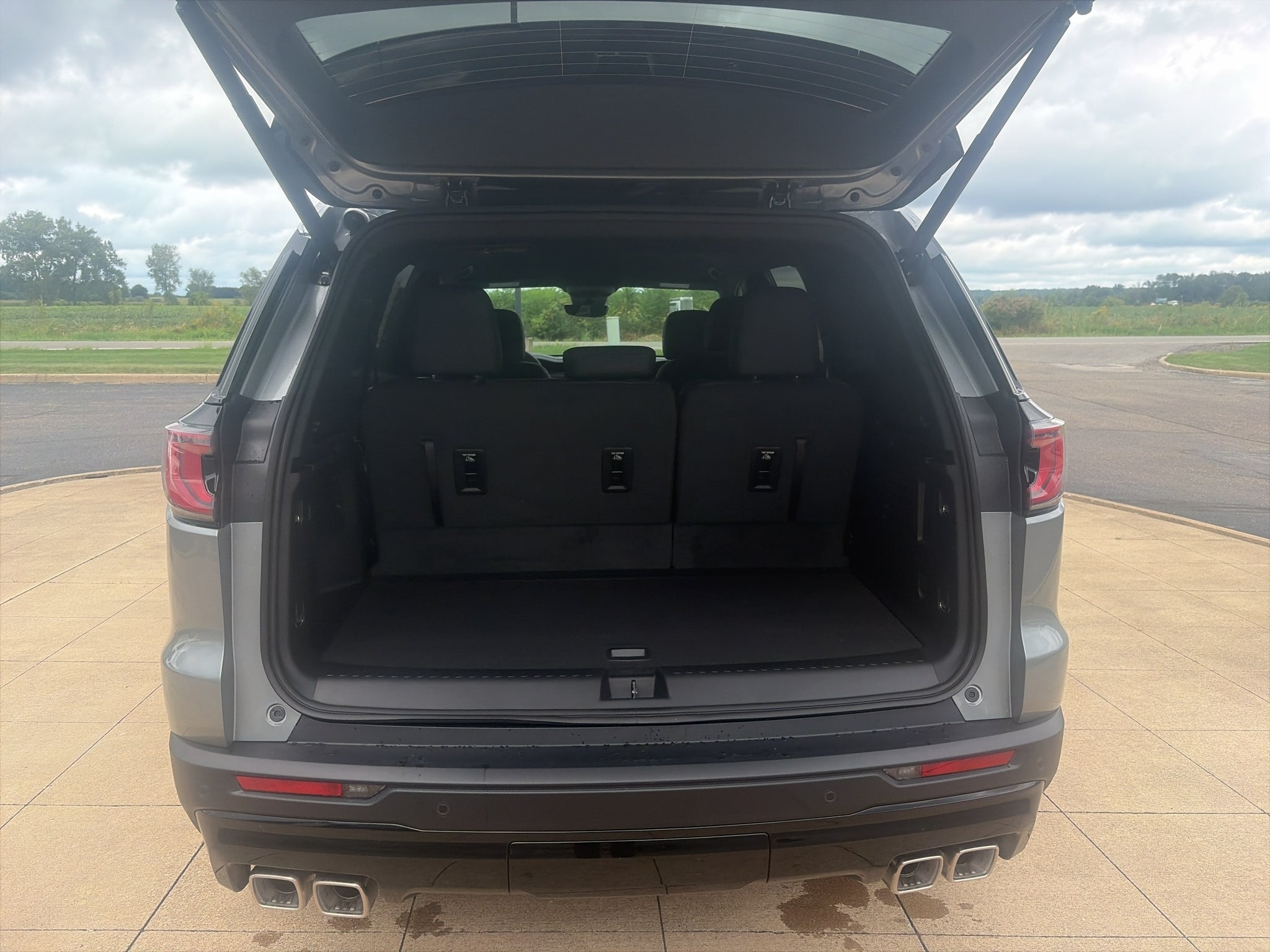 2027 GMC Acadia Elevation