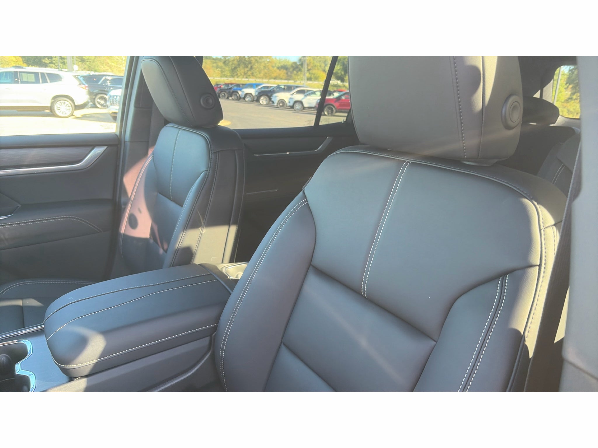 2027 GMC Acadia Elevation