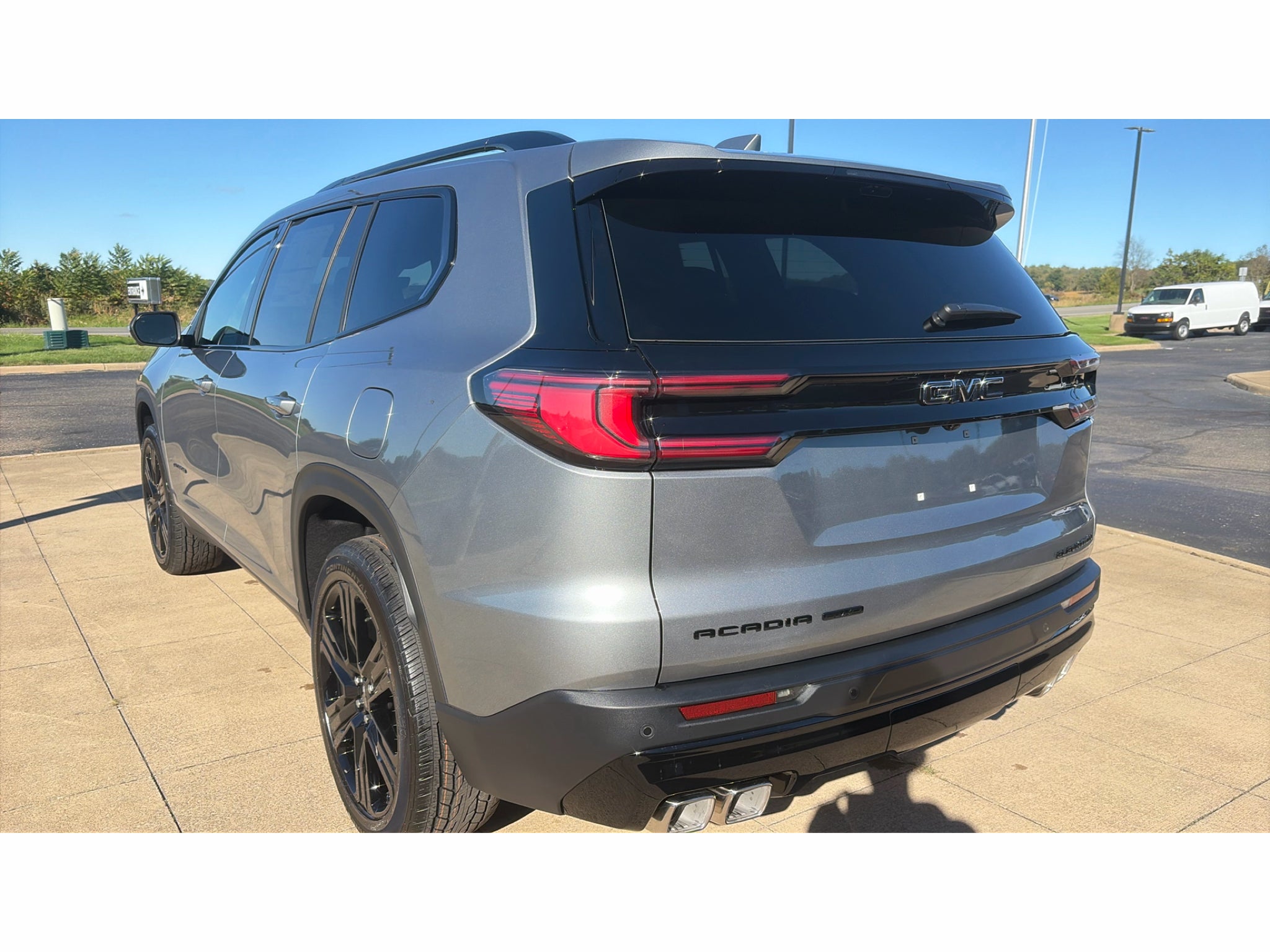 2027 GMC Acadia Elevation