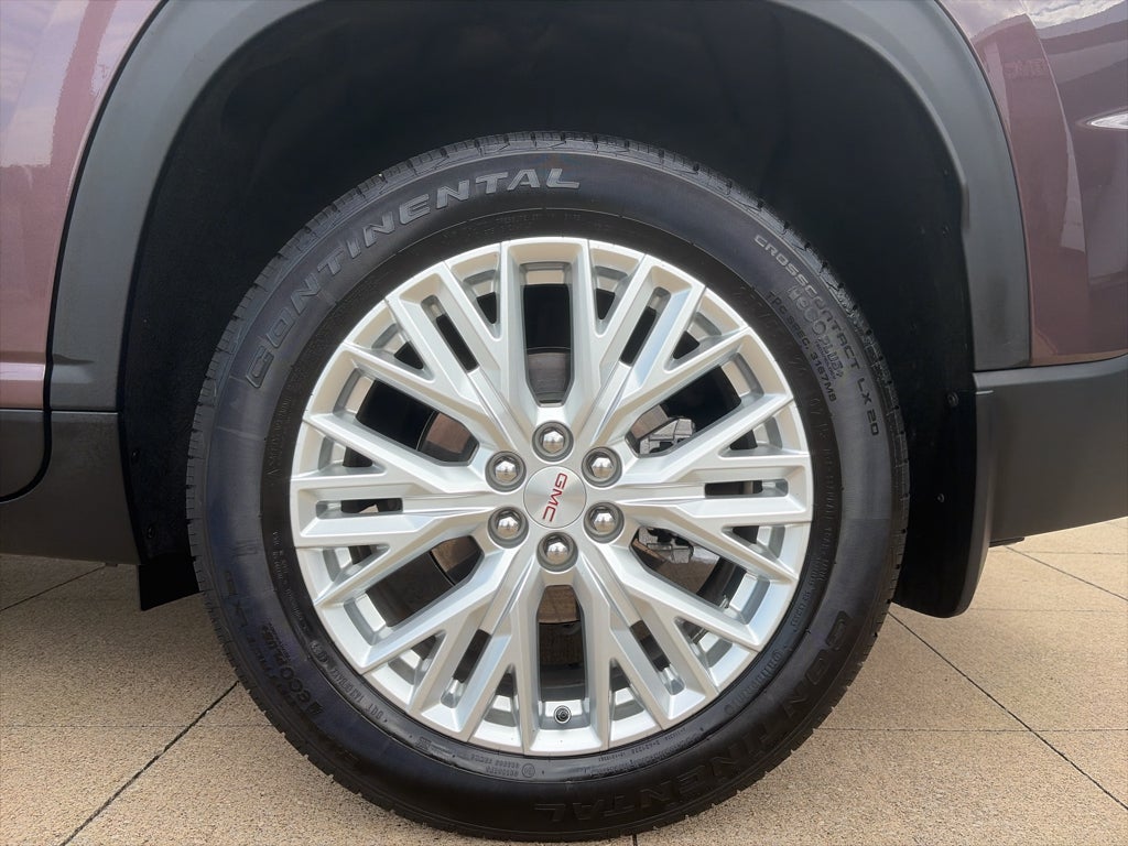 2024 GMC Acadia Elevation