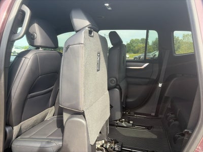 2024 GMC Acadia Elevation