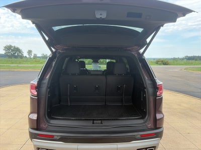 2024 GMC Acadia Elevation