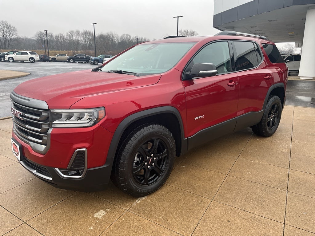 2023 GMC Acadia AT4