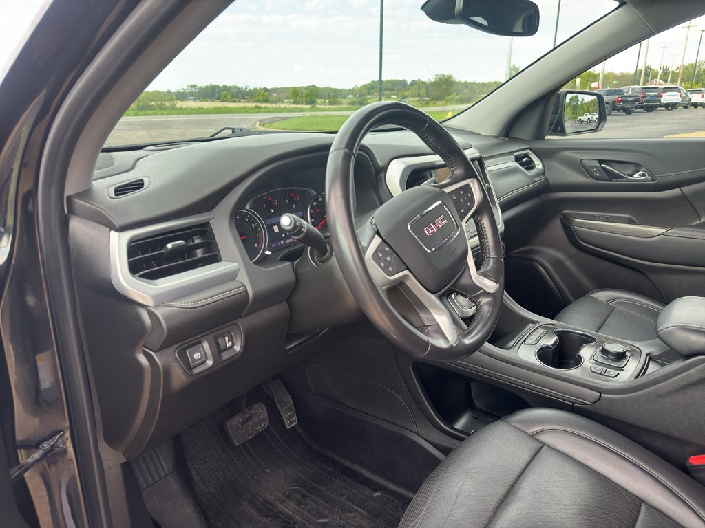 2021 GMC Acadia SLT
