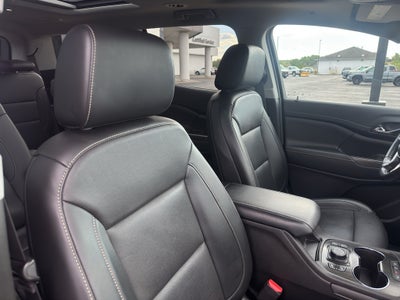 2021 GMC Acadia SLT