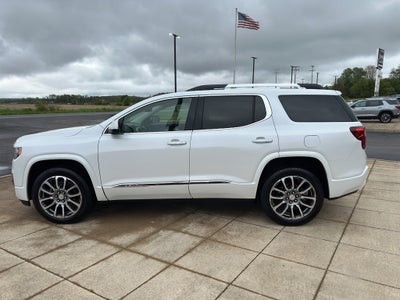 2023 GMC Acadia Denali