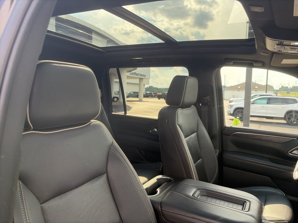 2022 GMC Yukon XL SLT