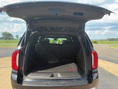2022 GMC Yukon XL SLT