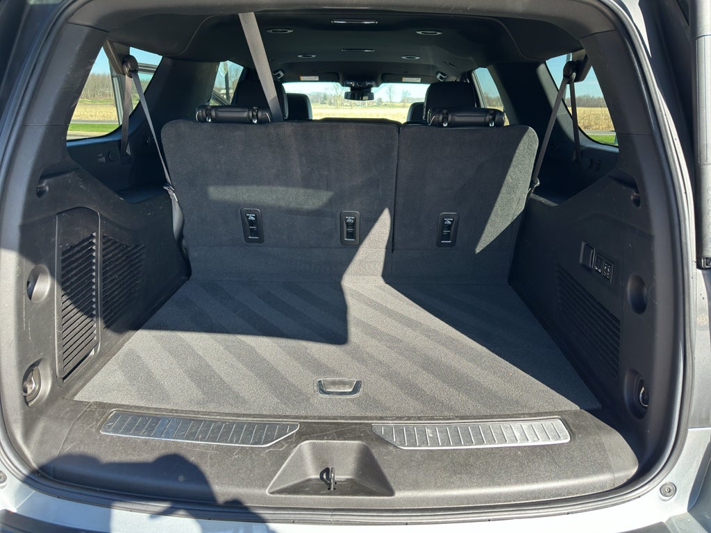 2024 Chevrolet Suburban Premier