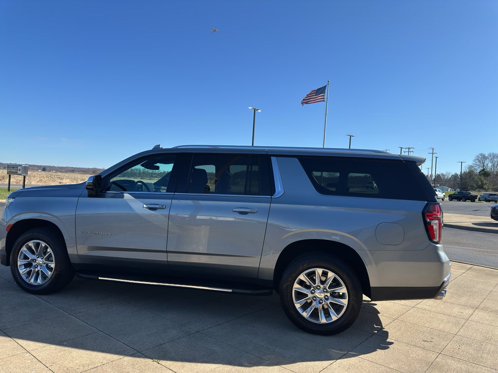2024 Chevrolet Suburban Premier