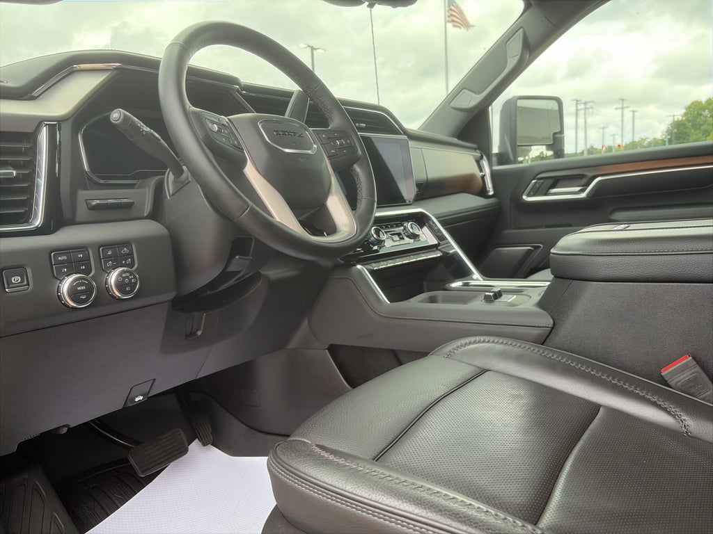 2025 GMC Sierra 2500 HD Denali