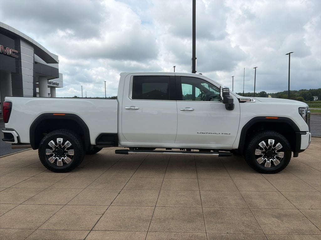 2025 GMC Sierra 2500 HD Denali
