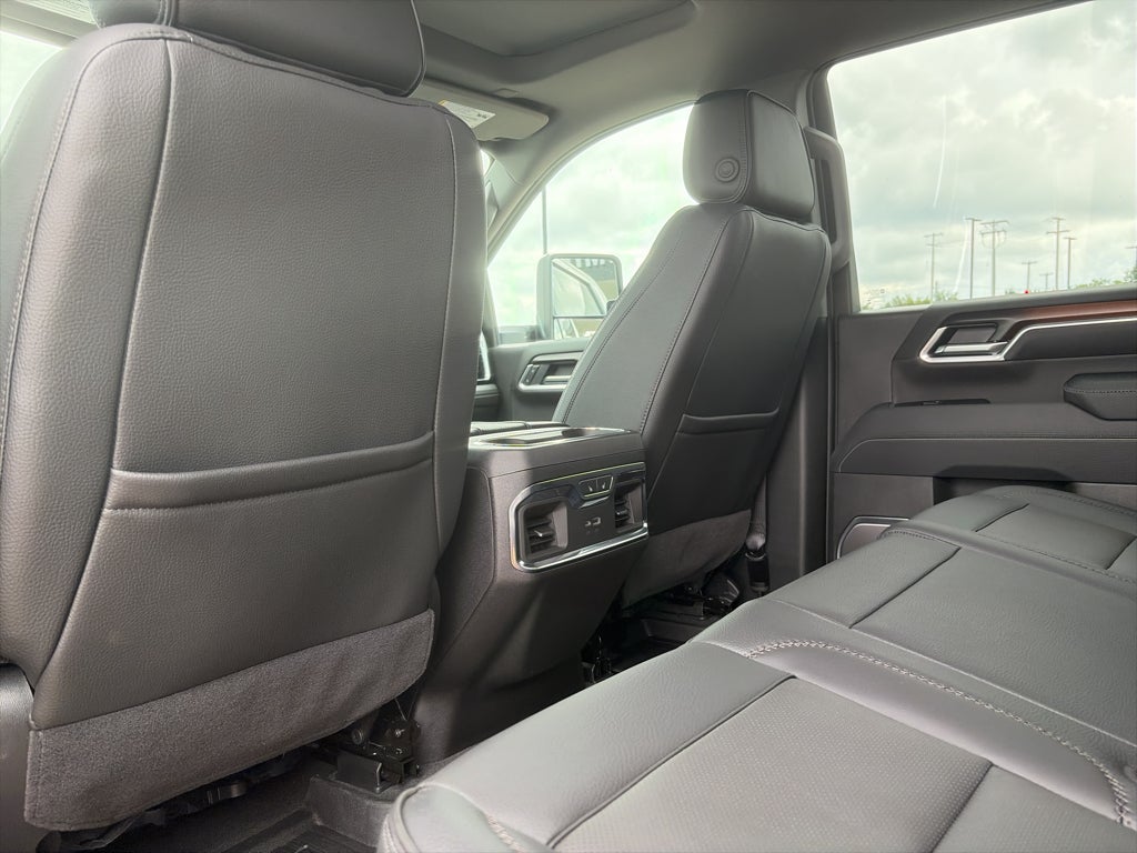2025 GMC Sierra 2500 HD Denali