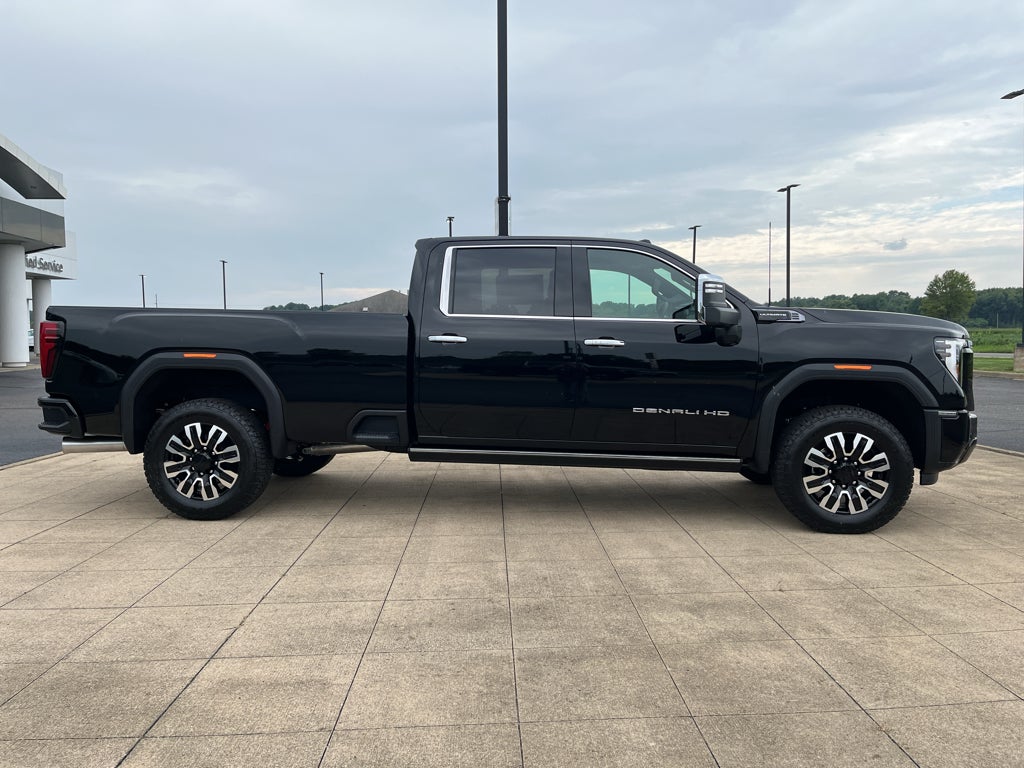 2026 GMC Sierra 3500 HD Denali Ultimate