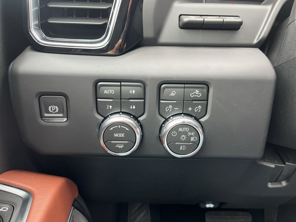 2026 GMC Sierra 3500 HD Denali Ultimate