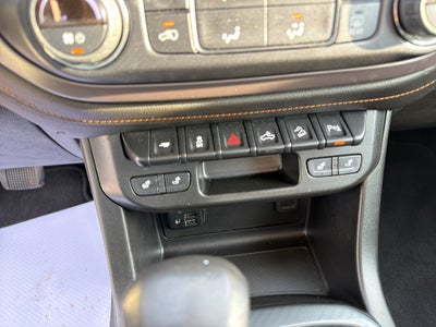 2022 GMC Canyon AT4 - Leather