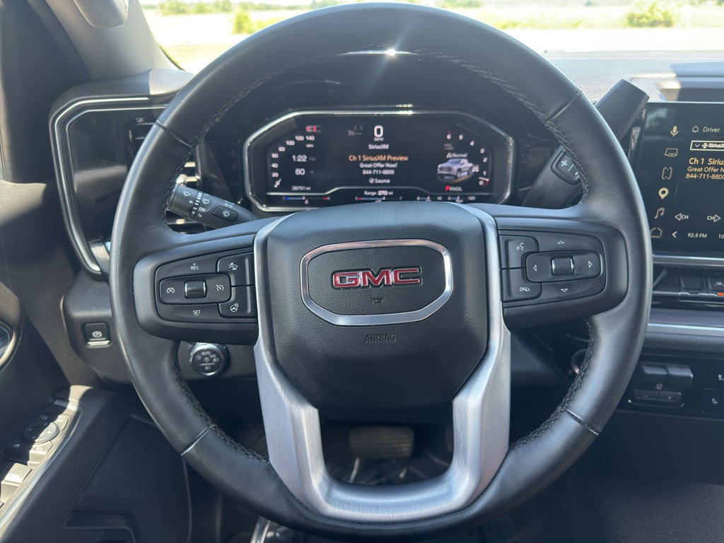 2025 GMC Sierra 1500 SLT