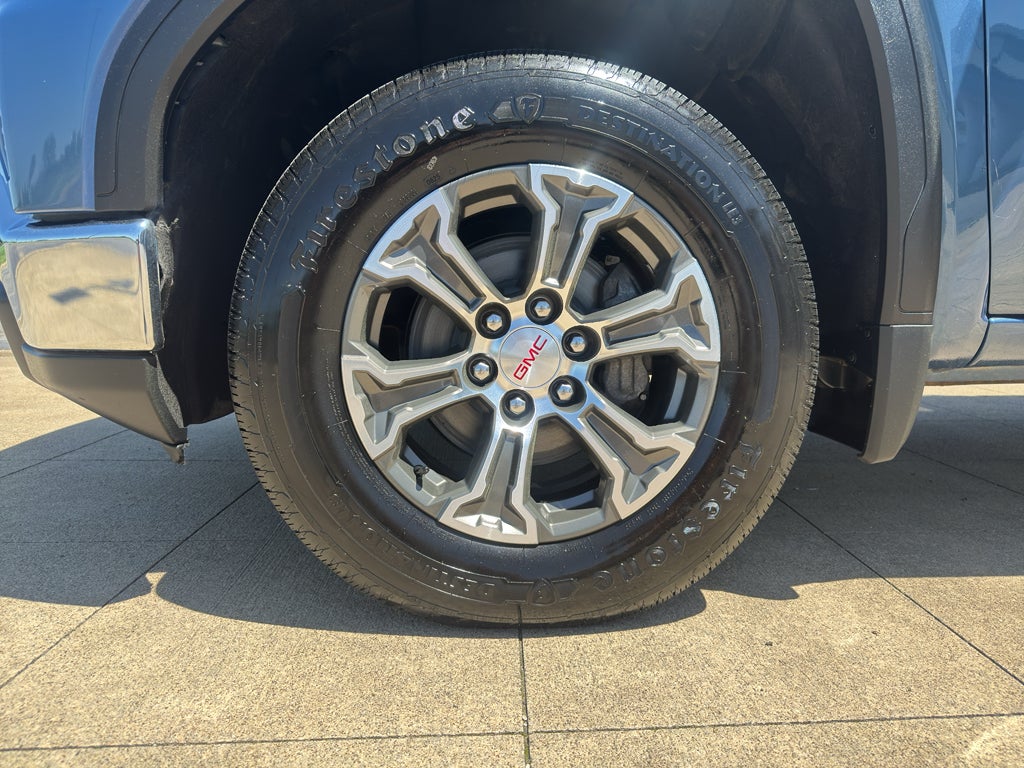 2024 GMC Sierra 1500 SLT - Photo 9