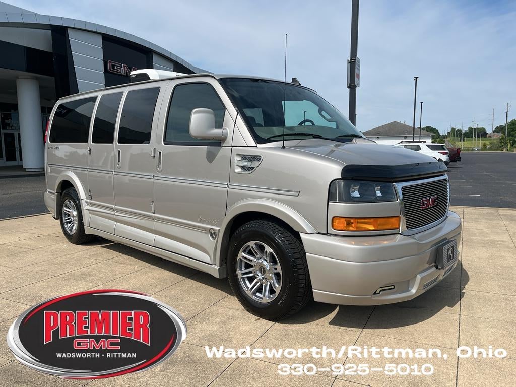 2022 GMC Savana 2500's photo