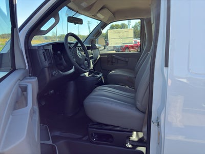 2025 GMC Savana Cargo 2500 Work Van