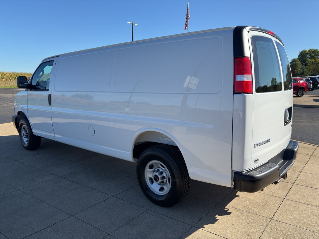 2025 GMC Savana Cargo 2500 Work Van