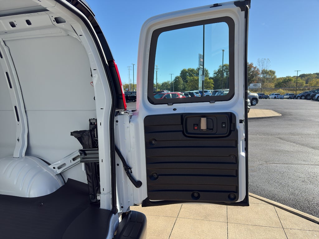 2025 GMC Savana Cargo 2500 Work Van