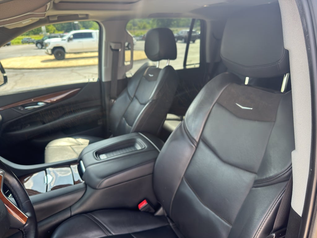 2018 Cadillac Escalade Luxury