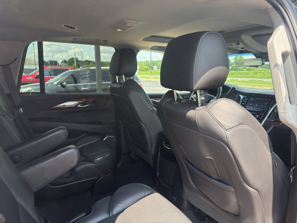 2018 Cadillac Escalade Luxury