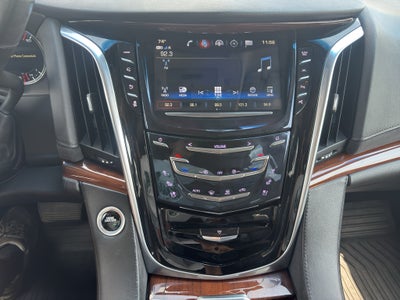 2018 Cadillac Escalade Luxury