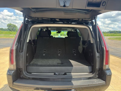 2018 Cadillac Escalade Luxury