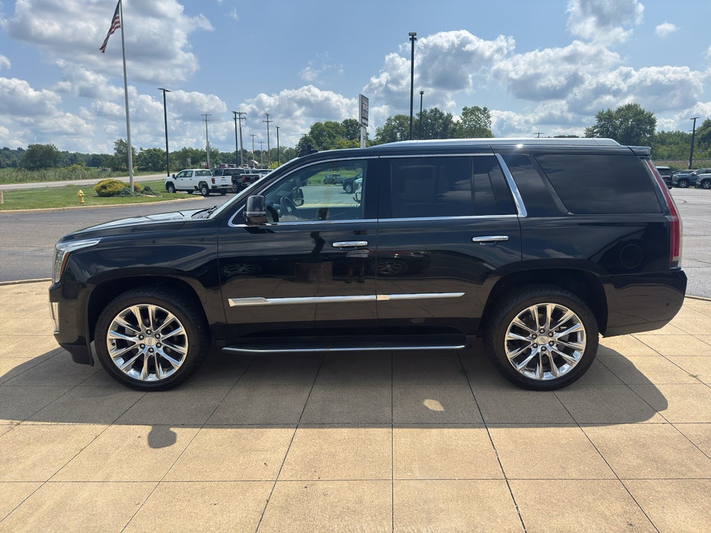 2018 Cadillac Escalade Luxury