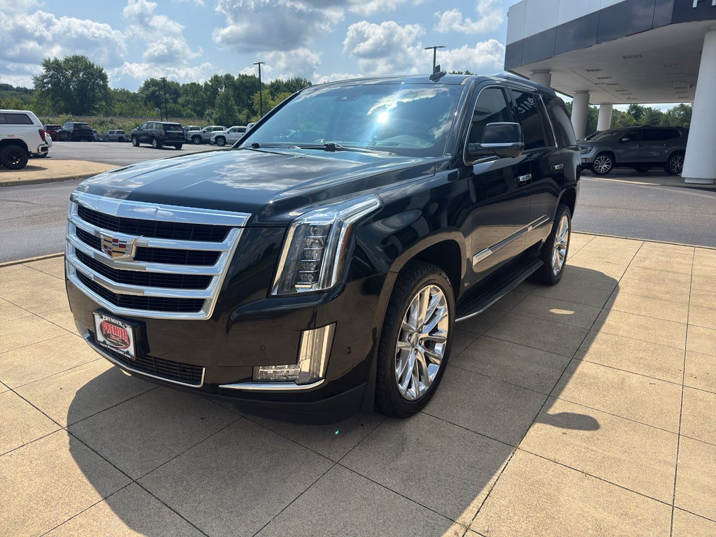 2018 Cadillac Escalade Luxury