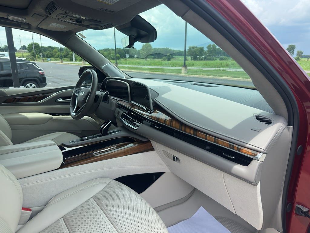 2024 Cadillac Escalade ESV Sport Platinum