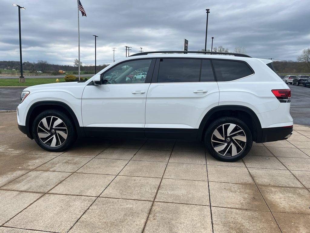 2024 Volkswagen Atlas 2.0T SE w/Technology