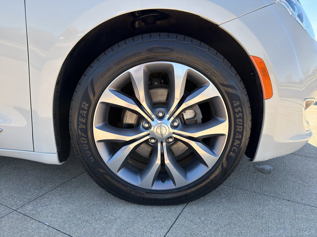 2020 Chrysler Pacifica 35th Anniversary Limited